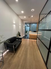 Rent Office space  Calle del general margallo