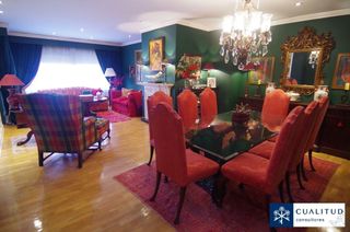 Pis  Herrero. Piso con 3 habitaciones con ascensor y aire acondicionado