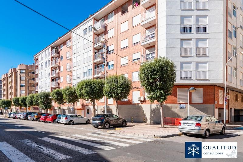 Foto 0859fdbb-9434-47d9-b6fe-d0ab98bb2670. Local comercial a avinguda frança 52 a Piscinas Villarreal / Vila - real