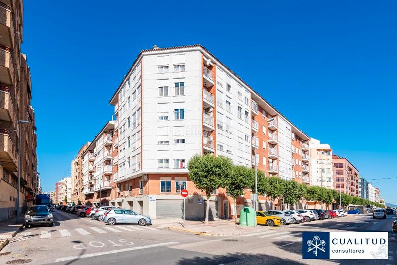 Foto 1bfd5041-4a69-48c2-86a0-ded29ba286a8. Local commercial dans avinguda frança 52 dans Piscinas Villarreal / Vila - real