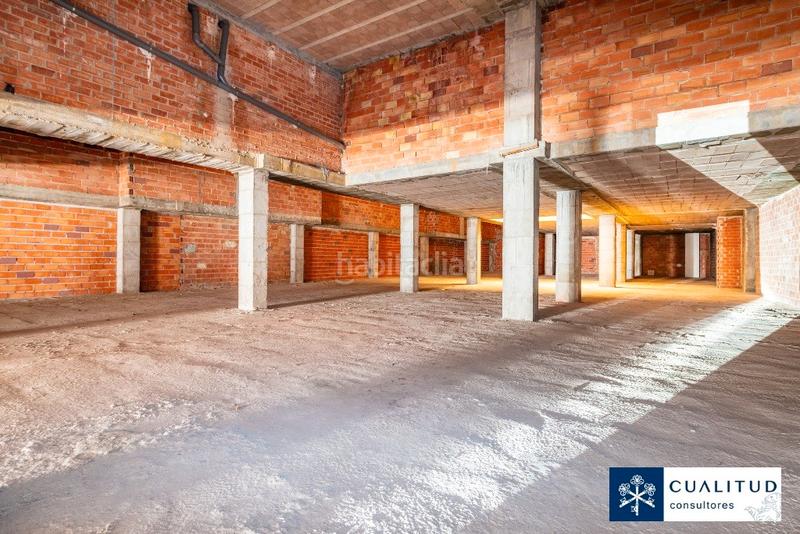 Foto e300a872-9a5d-4e6a-bb7b-f091df3bb23c. Local commercial dans avinguda frança 52 dans Piscinas Villarreal / Vila - real