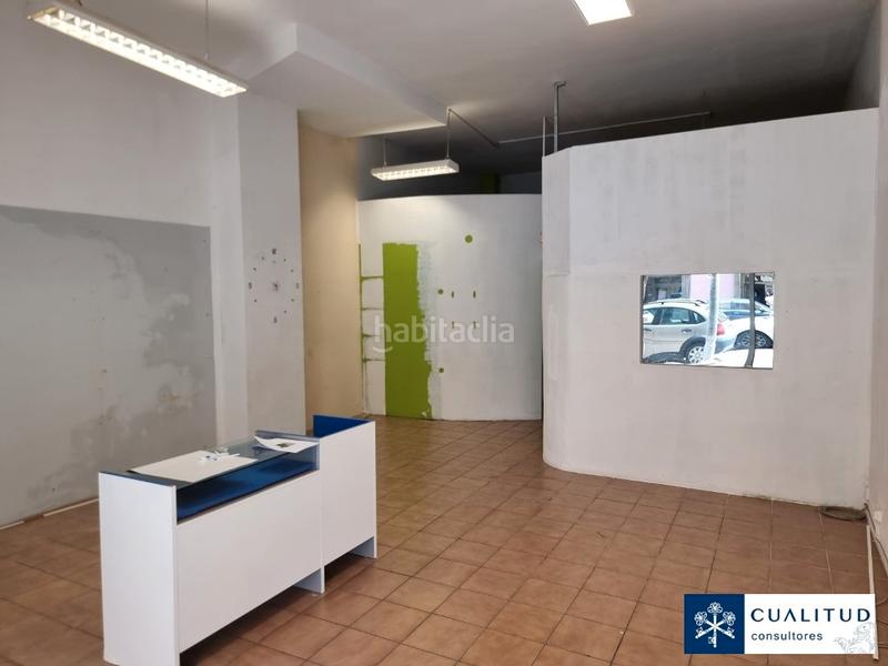 Foto f6a955bc-bf40-473c-b1b3-06fae0abf883. Rent business premise in Piscinas Villarreal / Vila - real