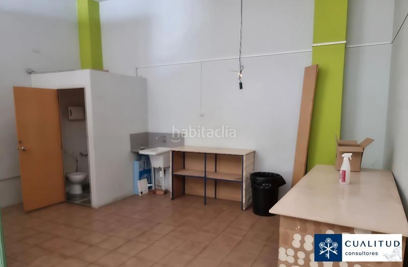 Foto bc9349f9-96b7-4154-9f77-ba6dff434925. Alquiler local comercial en Piscinas Villarreal / Vila - real