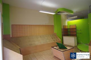 Lloguer Local Comercial a Piscinas