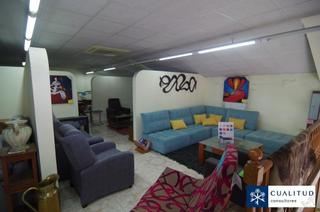Nave industrial en El Pilar