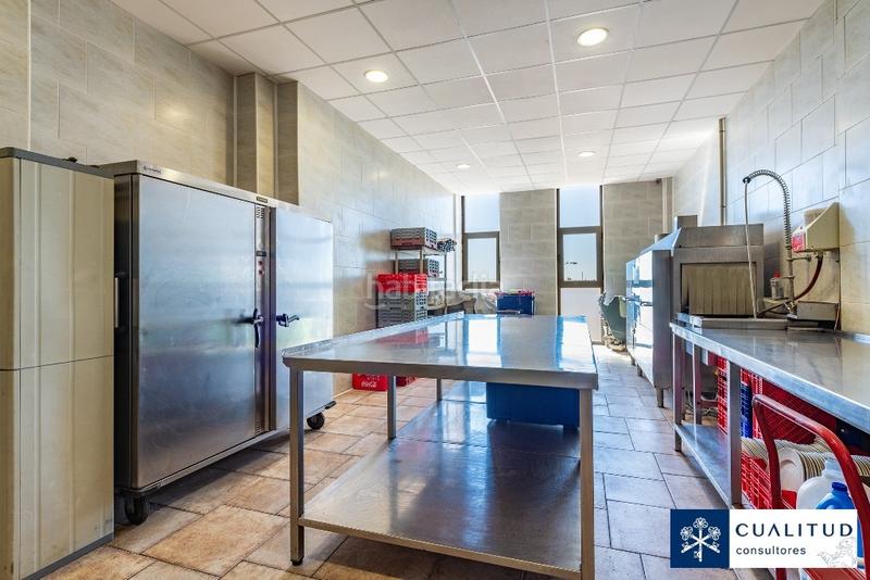 Foto d21011cc-0bbe-432a-8d37-f4edf3eb7091. Geschäftsraum in Parque RIbalta - Plaza de Toros Castellón de la Plana