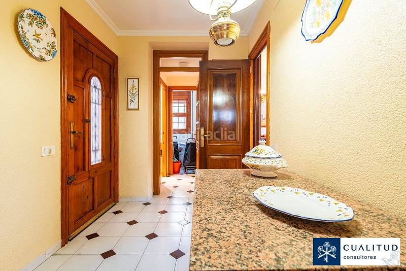 Foto 6c8f9cbc-1ad2-463a-aae1-63fcaf7438a0. House with fireplace parking in Zona Avenida del Mar Castellón de la Plana