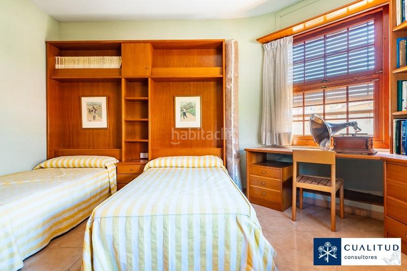 Foto dd9048e2-92be-49aa-9710-599238c0c2ec. House with fireplace parking in Zona Avenida del Mar Castellón de la Plana