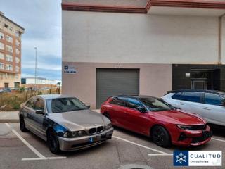 Business premise in Carrer Enric Valor i Vives 31