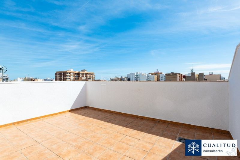 Foto 248834a8-195b-4a67-92ea-54f077289ec9. Rent flat in Centro Almazora / Almassora