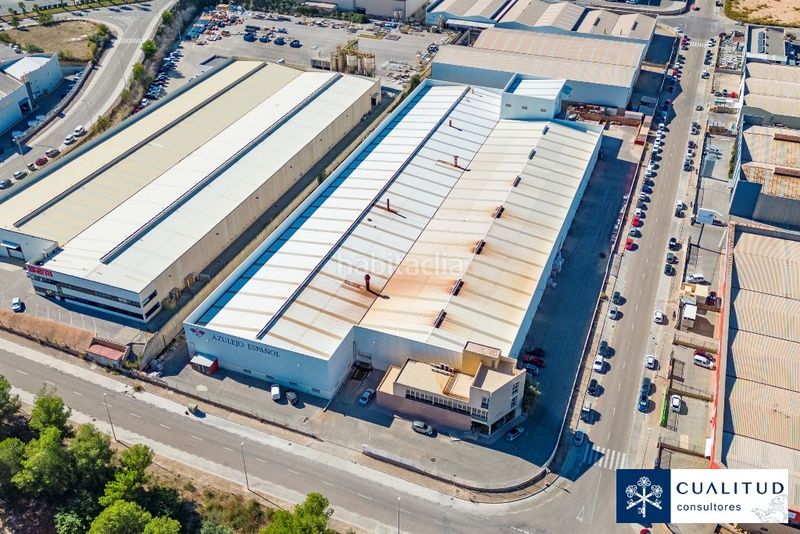 Foto 3cd41b63-4179-40ea-833d-22d613593ba7. Nau industrial a Onda