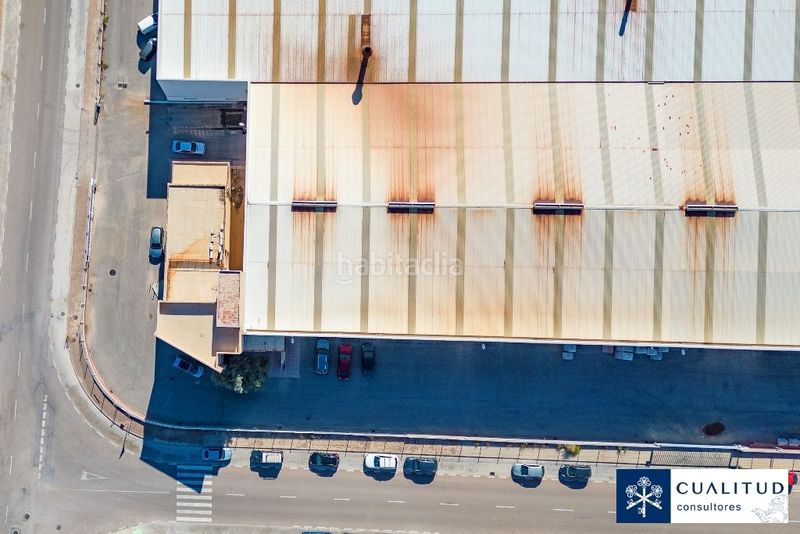 Foto 47b98645-bba2-4a64-a4cc-4f49e0103736. Nau industrial a Onda