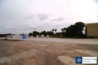 Lloguer Aparcament cotxe a Ensanche - Parque Santa Rosa