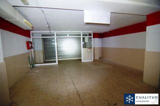 Miete Geschäftsraum in Hospital - Plaza del Real. Local comercial