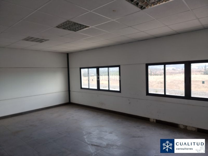 Foto 503069c8-ba20-4811-9dda-767ee92e0e1a. Industrial building in Centro Villarreal / Vila - real
