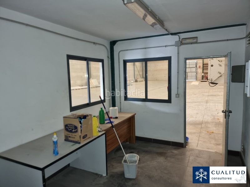 Foto e9384003-ad8e-4d17-a1dd-7ef75635932c. Industrial building in Centro Villarreal / Vila - real