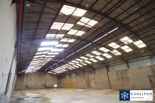 Fabrikhalle in Ciutat del Transport - La Salera. Nave industrial