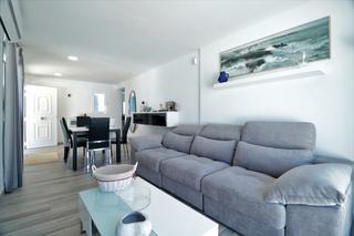 Chalet in Badia Blava-Badia Gran-Tolleric. Casa independiente en terreno exclusivo con dos viviendas autóno