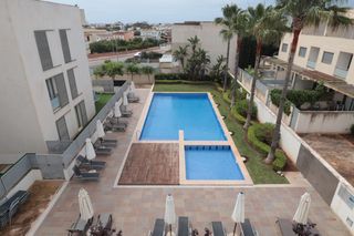 Lloguer Pis a Portocolom. Apartamento de 3 dormitorios con piscina, garaje y trastero  alq