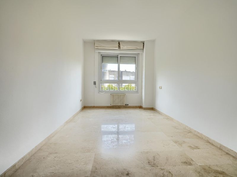 Foto 4bcb4faa-e088-4841-83a6-701c110c75e4. Rent penthouse with heating parking in Son Armadams Palma de Mallorca