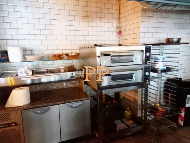 Foto 5cf5ffd7-109d-4f5f-8f05-9a28c11bc51c. Alquiler local comercial restaurante - sobre paseo peatonal - área gastronómica turística en Arona