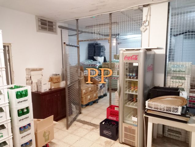 Foto ae8bdfda-d722-4ee1-a2c8-bf07269a45ec. Alquiler local comercial restaurante - sobre paseo peatonal - área gastronómica turística en Arona