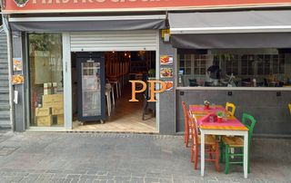Transfer Business premise in Calle juan xxiii 24. Traspaso los cristianos playa - restaurante cocina a la vista