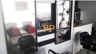 Transfer Business premise in Avenida de españa 5. Traspaso negocio - próximo playa torviscas & puerto colón
