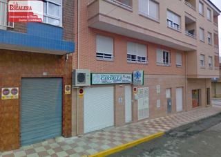 Local Comercial a Castalla. Local en planta baja, acondicionado y a estrenar