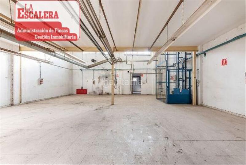 Foto 93cd7dab-6491-4b05-85f2-5bcc83f49dae. Industrial building in Campo Alto-Club de Campo Elda