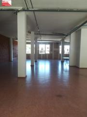 Lloguer Local Comercial a Onil. Zona con mucha visibilidad, local a pie de calle