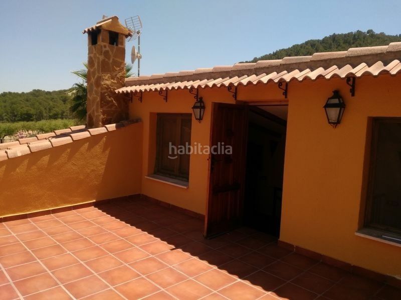 Foto ddf29a96-d693-4a62-9705-8b273cf131b0. Rent chalet with heating parking pool in Castalla