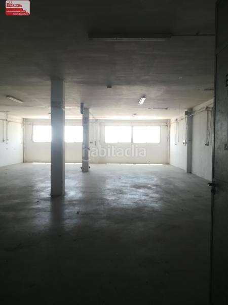 Foto 78e531d7-cfab-47e4-aa68-8e9ba7683880. Capannone industriale in Onil