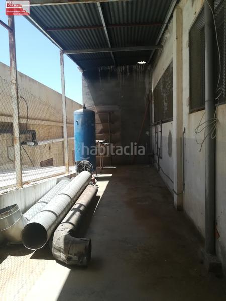 Foto 952f3d15-98a4-4fbc-a98d-aa2b057b4960. Capannone industriale in Onil