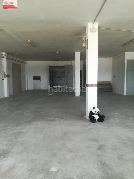 Foto d3d09dd8-3333-4b40-b57e-d924197fb060. Capannone industriale in Onil