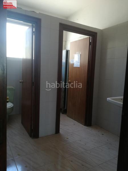 Foto eba31227-bf62-4e57-bf3f-f3b2fdca9dd7. Capannone industriale in Onil