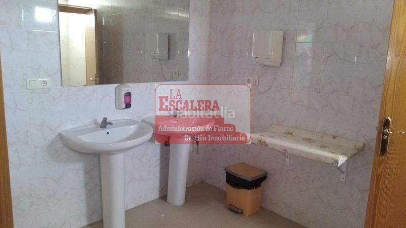 Foto 5731c247-f43c-4cea-8c3b-93402c17bc2f. Lloguer nau industrial a Ibi