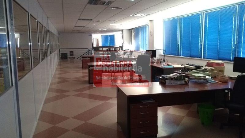 Foto bf90c4f4-8ef3-4d14-8012-2c63ad4e710e. Lloguer nau industrial a Ibi