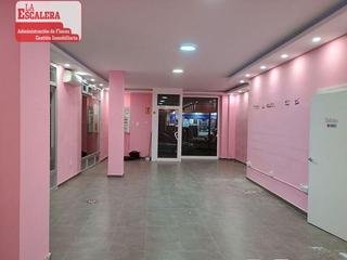 Lloguer Local Comercial a Ibi. Se alquila magnifico local comercial en av juan carlos i, ibi