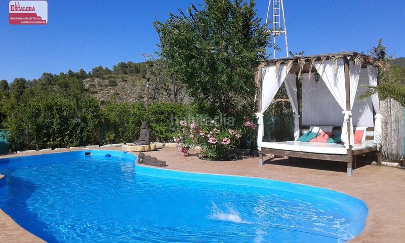 Foto a1439248-d58c-4daf-9e93-84a0f059c168. Lloguer xalet amb aparcament piscina a Ibi