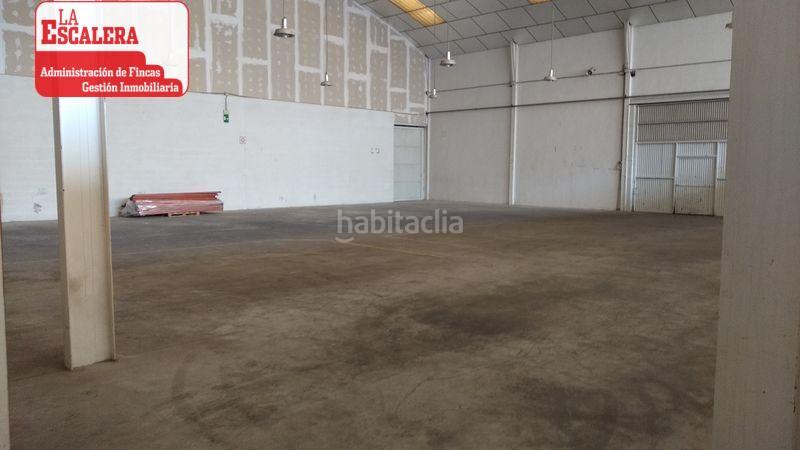 Foto f1e8d93d-297c-4b10-8318-504c5b370575. Rent industrial building in Ibi
