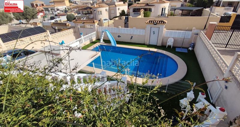 Foto 4bc70647-0f67-4788-8d1a-d12574922337. Xalet amb calefacció aparcament piscina a Castalla