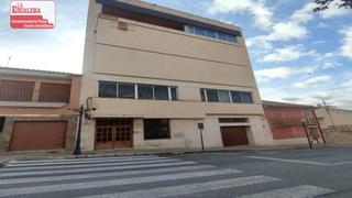 Edifici a Ibi. Edificio de oficinas 1.750m2, posibilidad de reconvertir a vivie
