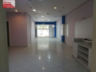 Local Comercial en Castalla. Zona centrica, a pie de calle, 116m2  34m2 de patio
