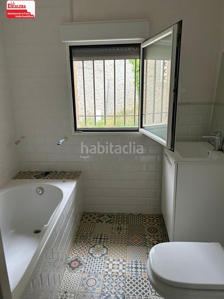 Foto 62e65d11-5886-41b9-b97f-c6c6543ea035. Casa adossada amb aparcament a Santa Rosa Alcoi