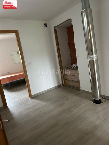 Foto 8f2b1f35-6596-4acc-94e3-cce475977362. Casa adossada amb aparcament a Santa Rosa Alcoi