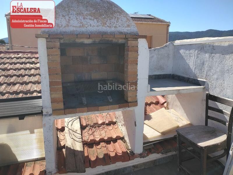 Foto 72793a56-8ccd-4c07-b099-e3c1d296b013. Casa adossada a Ibi