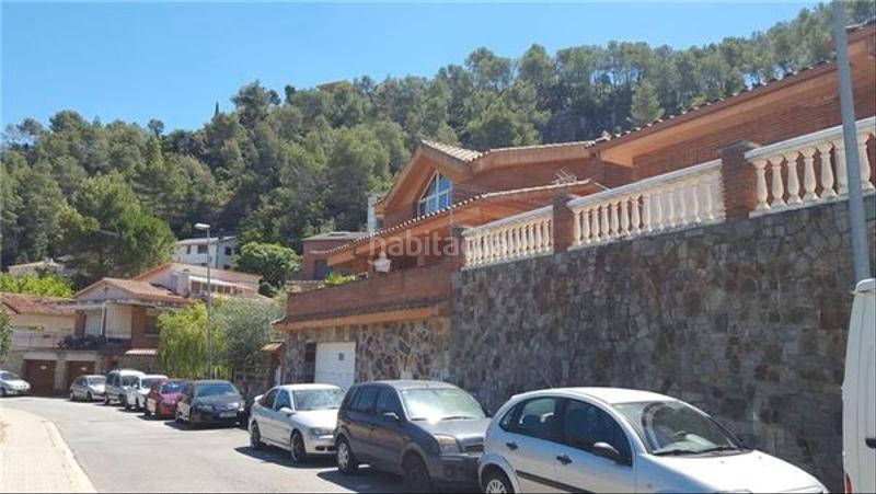 Foto a4d65579-a132-40ff-8a63-fe7c067847fe. Chalet  independiente en venta en carrer bellavista, en Cervelló