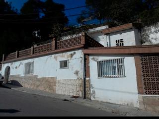 Haus  Carrer de migjorn. Casa en venta en vallirana