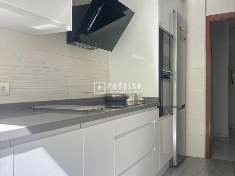 Foto 78291984-1b37-471e-8349-fe3ccbe8c753. Appartement avec chauffage parking dans Simon Verde Mairena del Aljarafe